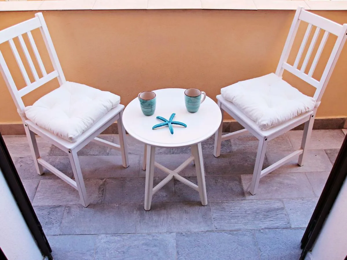 Blu Home - Bilocale in centro LMP